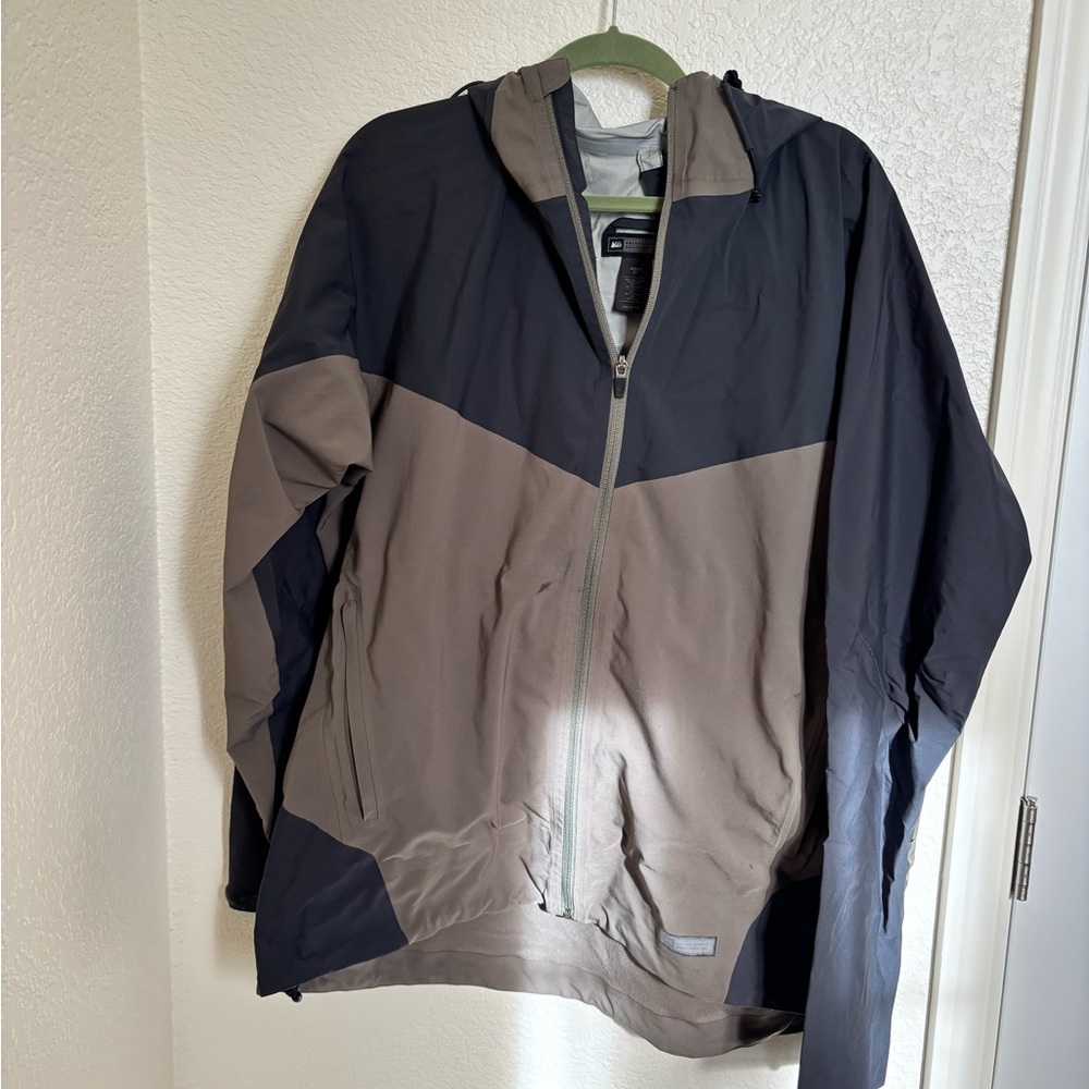 REI Men's XL Jacket Outdoor Shell Hiking Rain Shell